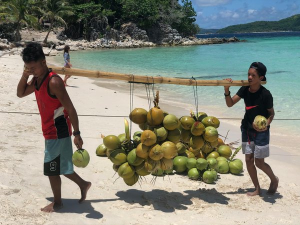 Les Meilleurs Resorts Tout Inclus de Luxe aux Maldives : Guide Comparatif 2023